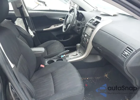 2013 Toyota Corolla S из США, поврежденный, VIN 2T1BU4EE0DC998994